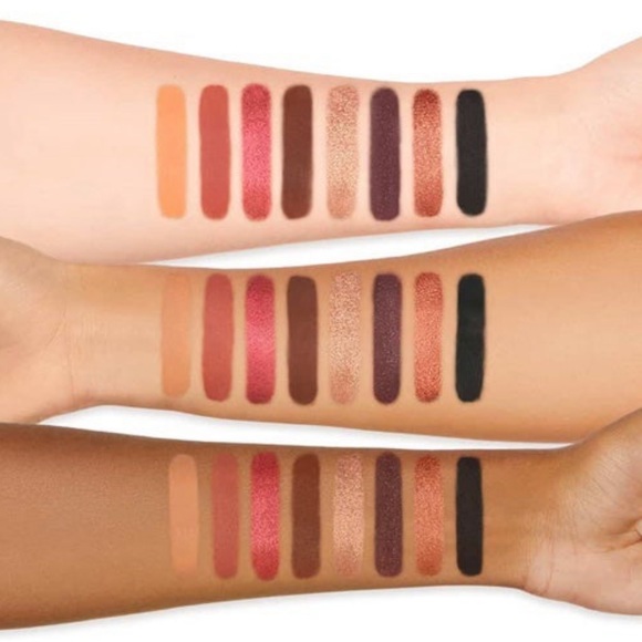 New New TOO FACED Secret Santa Limited-Edition Eye Shadow Palette - Picture 8 of 12